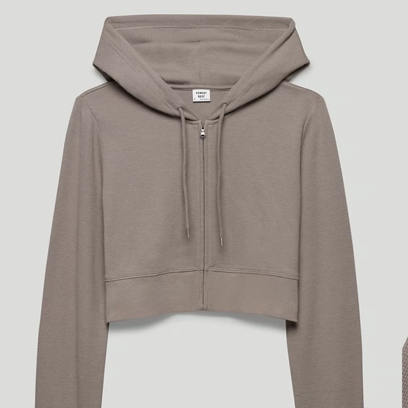 Sunday Best Bear Zip-up - Picture 1 of 1